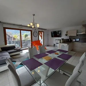 Au Cœur De St Jorioz, Spacieux Avec Terrasse Et Vue Montagne. Appartement